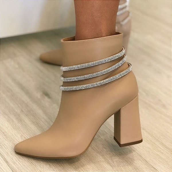 BOTA REBECA TIRA EM BRILHO CAMEL