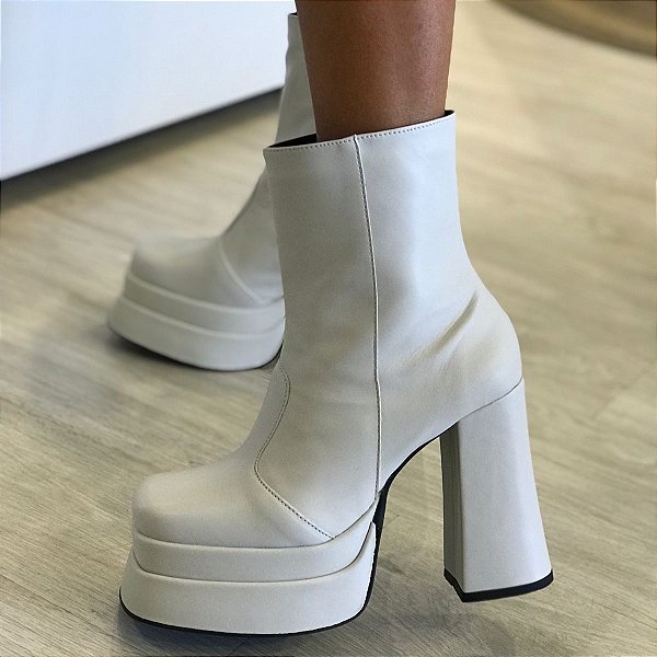 Bota salto alto meia pata off white Sheron