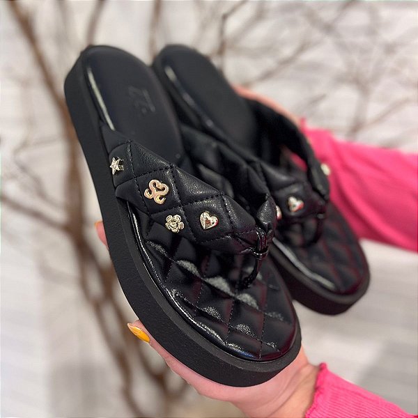 Flat Sasha Black