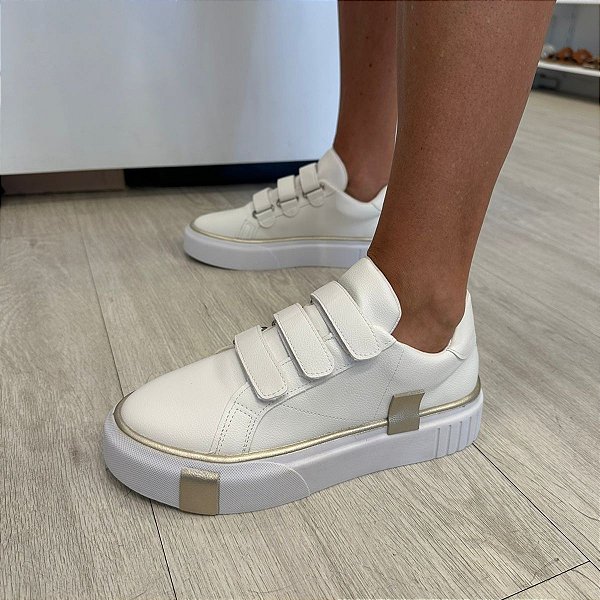Tênis Aimê Off white com dourado