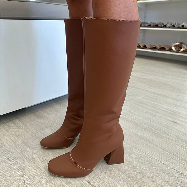 BOTA CANO LONGO CARAMELO STEFANNY