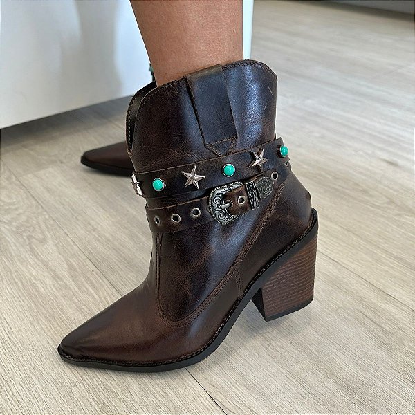 Bota Western Pietra Couro com fivelas café