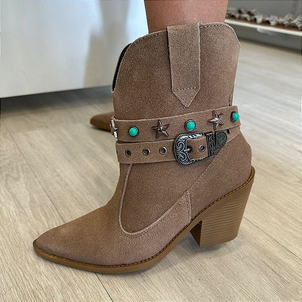 Bota Western Pietra Couro com fivelas nude