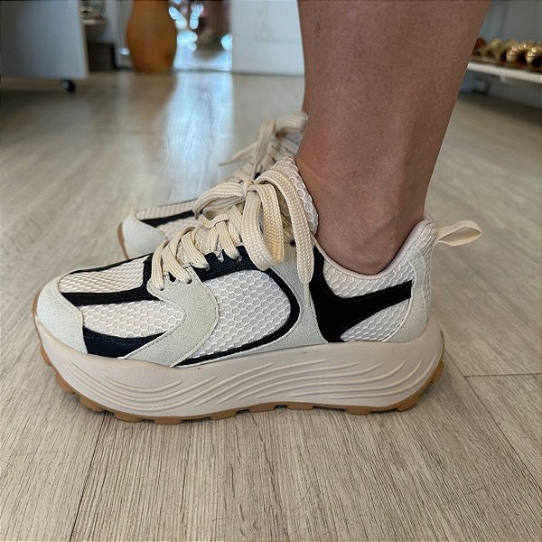 TÊNIS CHUNKY COM RECORTES HAILEY