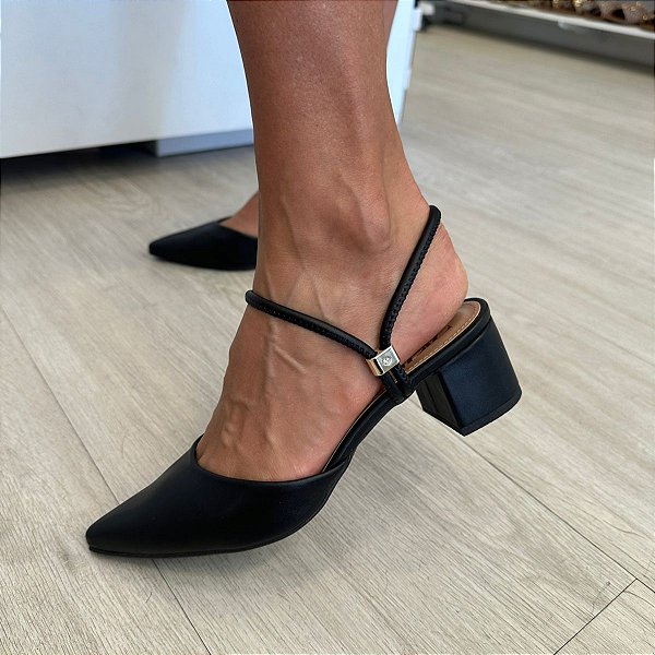 Scarpin Rosita preto salto bloco