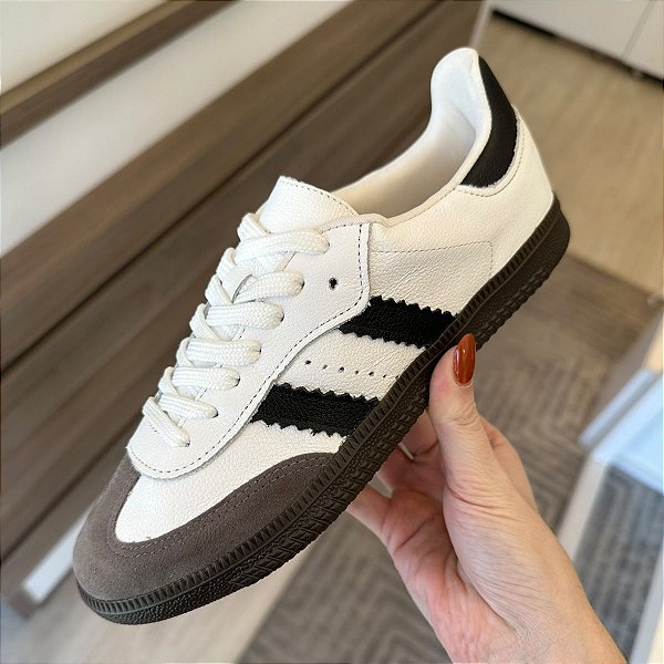Tênis couro inspira Samba branco/preto