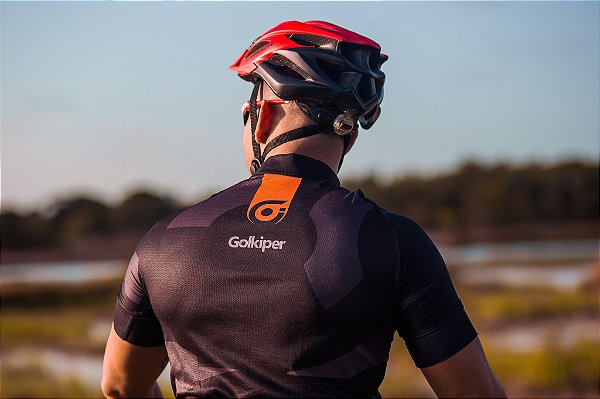 CAMISA DE CICLISMO PRETA E LARANJA