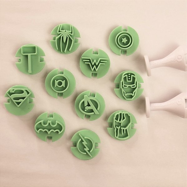 Carimbos para brigadeiros - Heróis