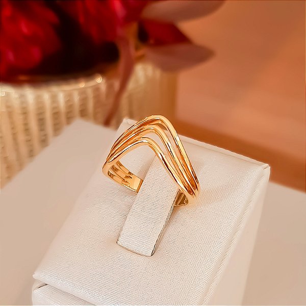 Anel design seta aro triplo liso