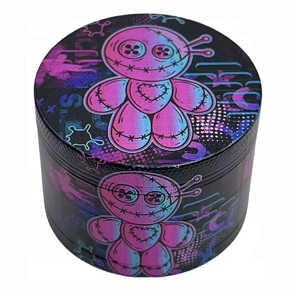 Dichavador de Metal (Liga de Zinco) 4 Partes 'Boneco Vudu' - (40x30mm)