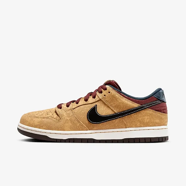 Nike SB Dunk Low Cinema