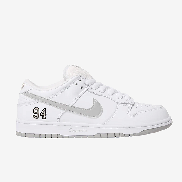 Tênis Nike SB Dunk Low Supreme 94 White Metallic Silver