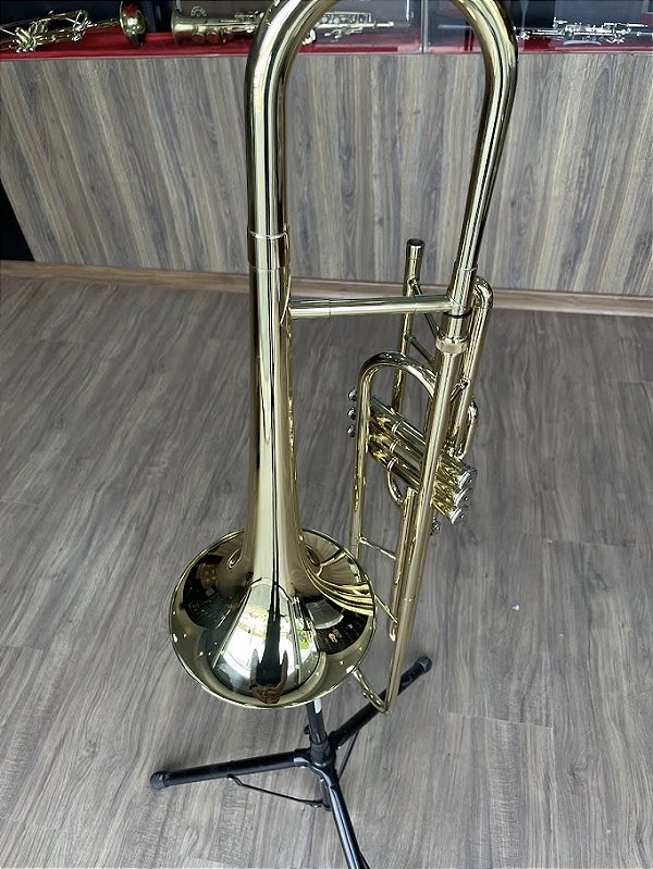 Trombone curto de pistos Schieffer com afinacao em Bb (Si bemol) corpo laqueado e estojo super luxo - SCHTB-004