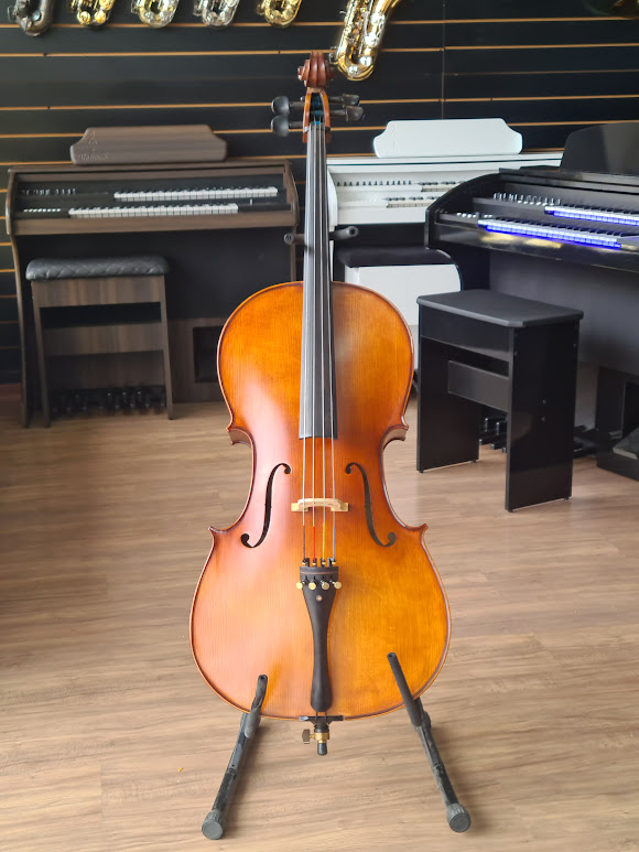 VIOLONCELO EAGLE CE300 4/4 (SEMINOVO) PARCELAMOS EM ATE 10X S/ JUROS #CE300-290825