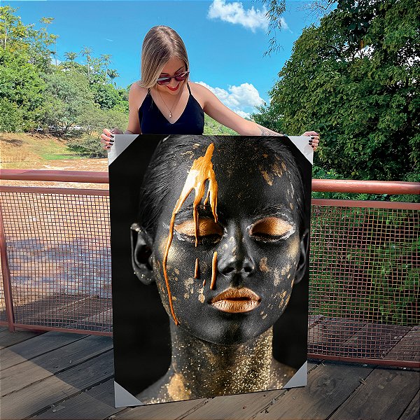 Quadro Decorativo Canvas Mulher com Maquiagem Dourada Escorrendo Vertical