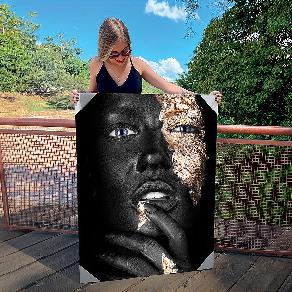 Quadro Decorativo Canvas Beleza Feminina Mulher Com Maquiagem Preta e Folhas de Ouro Vertical