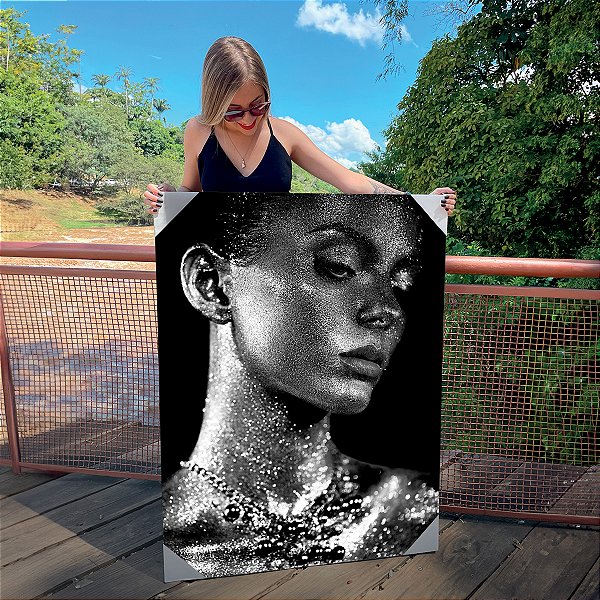 Quadro Decorativo Canvas Mulher Beleza Feminina Preto e Cinza Shine Vertical