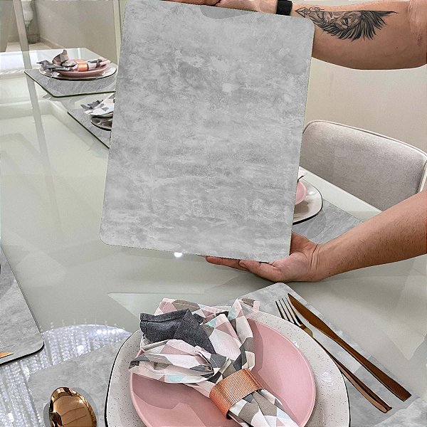 3021] Kit 8 Peças Mesa Posta - 4 Sousplast para Pratos e 4 Porta Copos Cimento Queimado