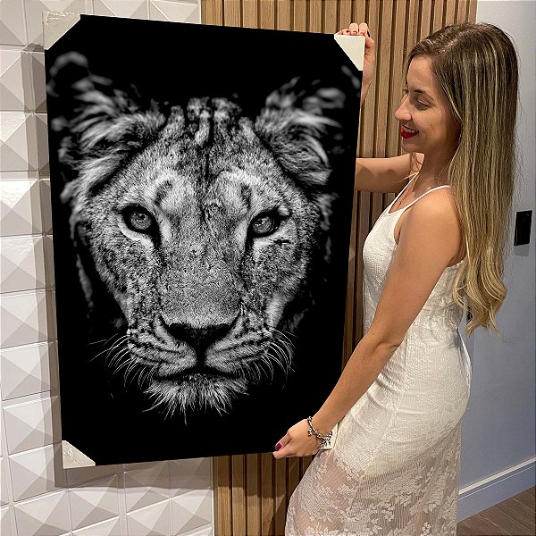 Quadro Decorativo Flutuante Animal Silvestre Leoa Preto e Branco