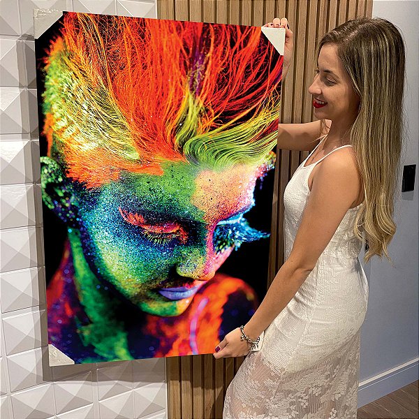 Quadro Decorativo Flutuante Beleza Feminina Mulher com Maquiagem Neon Fundo Preto