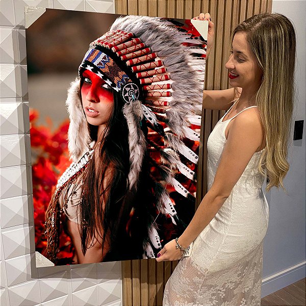 Quadro Decorativo Flutuante Índia com Cocar de Penas Maquiagem Indígena Vertical