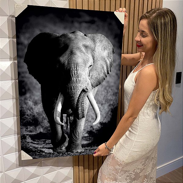 Quadro Decorativo Flutuante Animal Selvagem Face Elefante em Preto e Branco Vertical