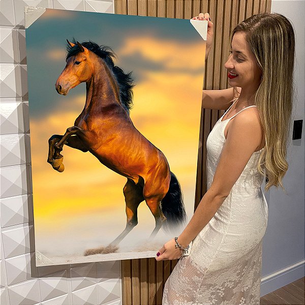 Quadro Decorativo Flutuante Animal Selvagem Cavalo Marrom Empinando Vertical