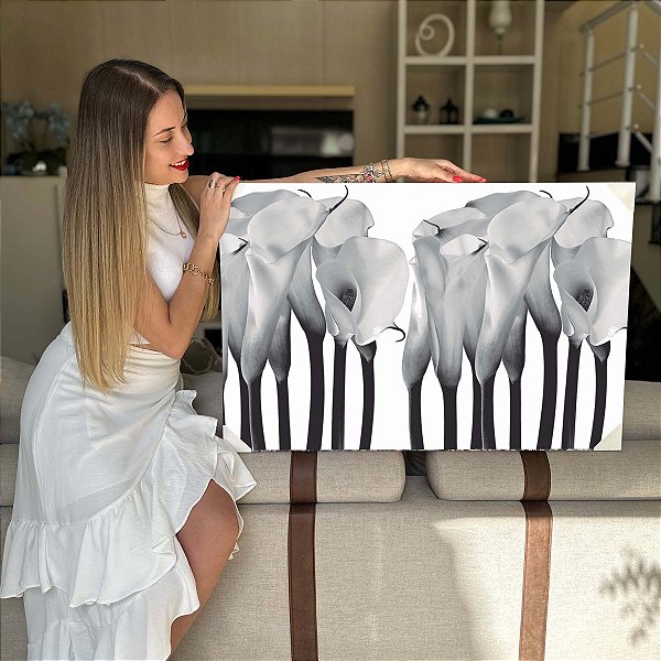 Quadro Decorativo Flutuante Floral Campo de Copo de Leite Preto e Branco Horizontal