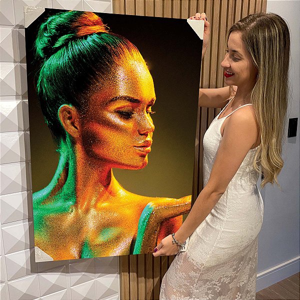 Quadro Decorativo Flutuante Mulher Beleza Feminina Perfil Maquiagem Dourada Gold Luxo Vertical