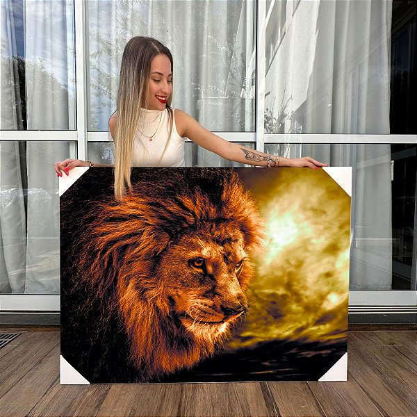 Quadro Decorativo Canvas Animais Leão Paisagem com Céu Dourado Horizontal