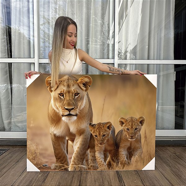 Quadro Decorativo Canvas Animais Leoa com Dois Filhotes Horizontal