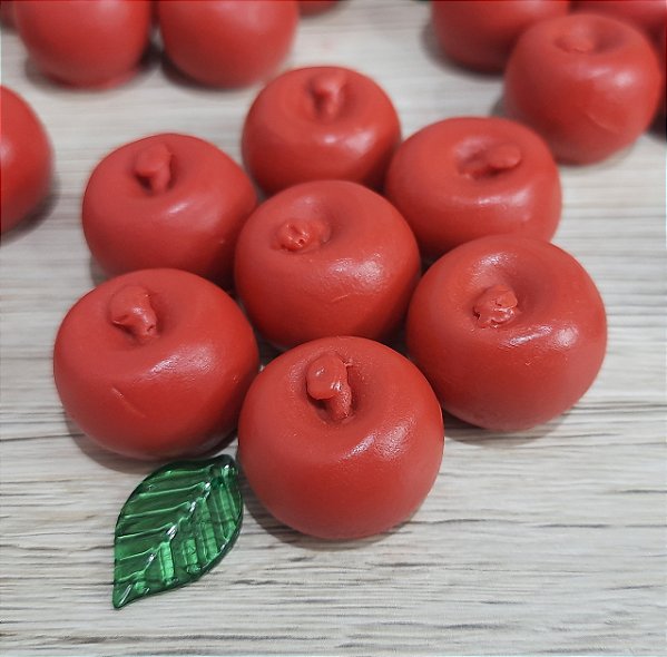 Kit Mini Sabonete Maçã e Ameixa | Lembrancinha Lúdica e Perfumada