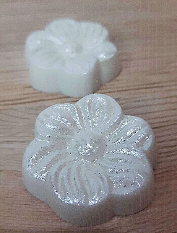 Delicada Flor em Sabonete Artesanal | A Beleza do Mimo que Surpreende