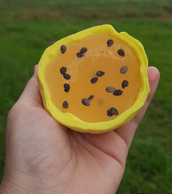 Sabonete Artesanal Fatia de Maracujá | Com Sementes Naturais