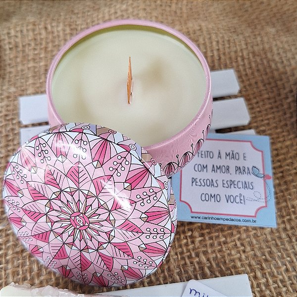 Vela Aromática 100% Vegetal | Pavio de Madeira e Lata Decorada