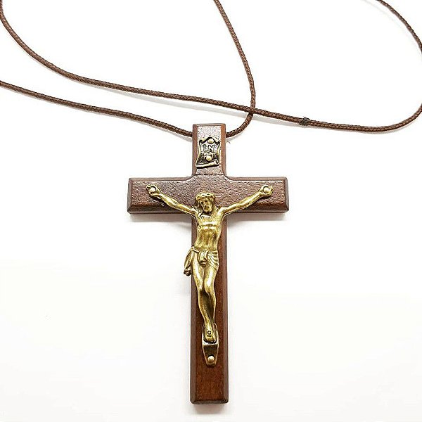 Cordão com Crucifixo em Madeira Natural  9 cm