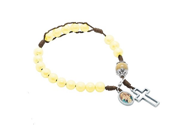 Pulseira Terço da Mãe Rainha Amarelo Compacto