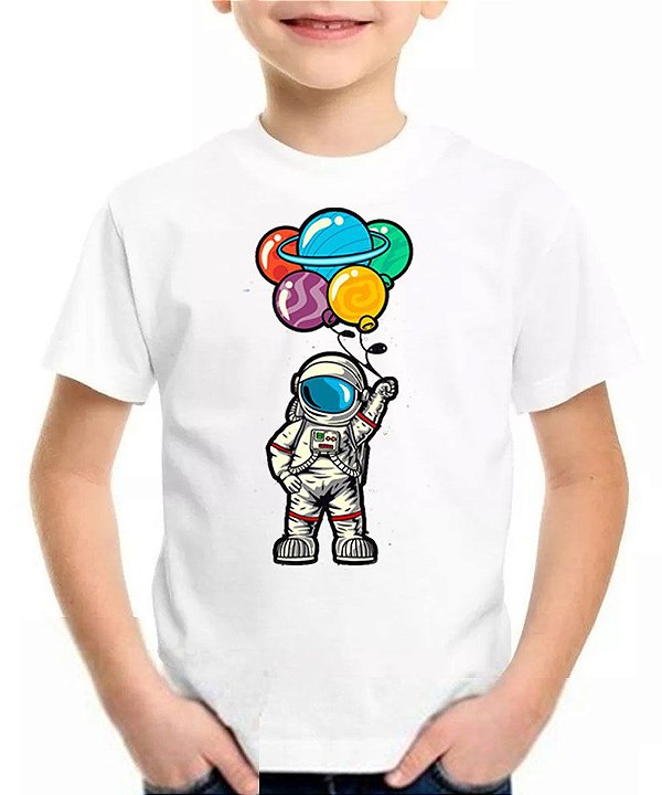 Camiseta Infantil astronauta balões planeta galáxia presente
