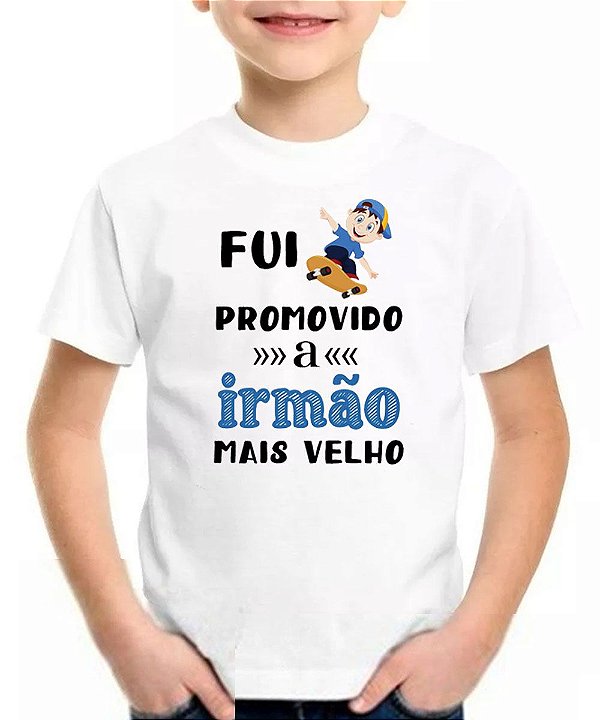 Camiseta infantil fui promovido a irmão mais velho