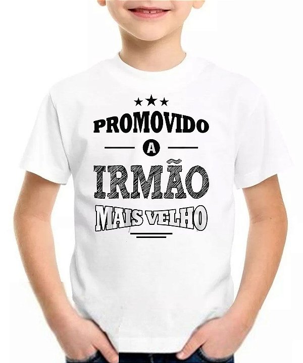 Camiseta infantil promovido a irmão mais velho estrelas
