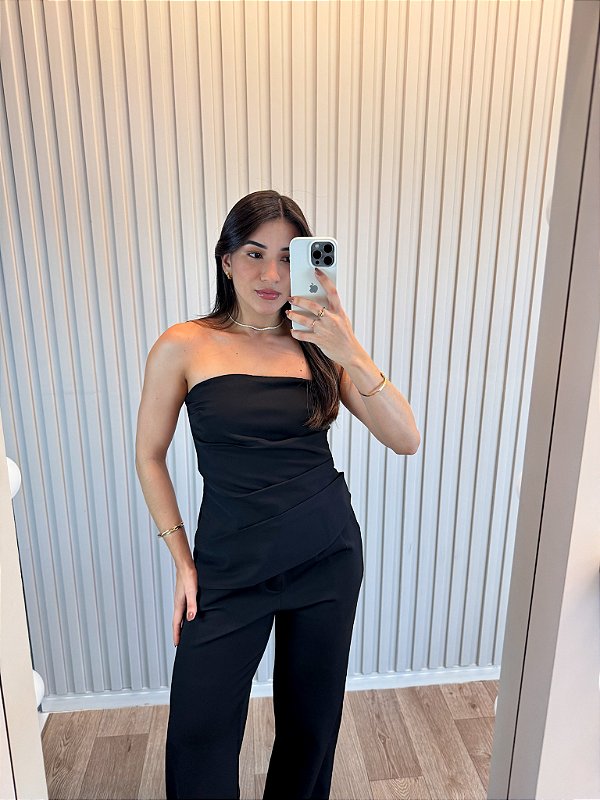 Blusa Assimétrica Alfaiataria