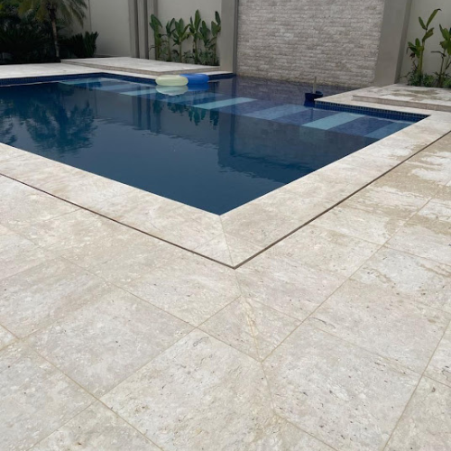 Piso Mármore Travertino Escovado 57x57cm M²