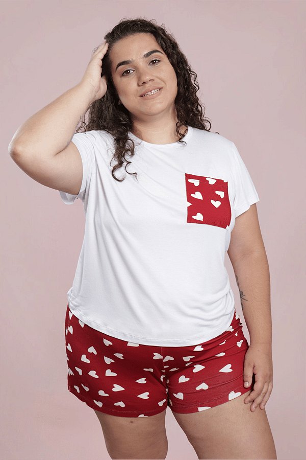 Pijama Aline Blusa Curta e Short Estampa Coração