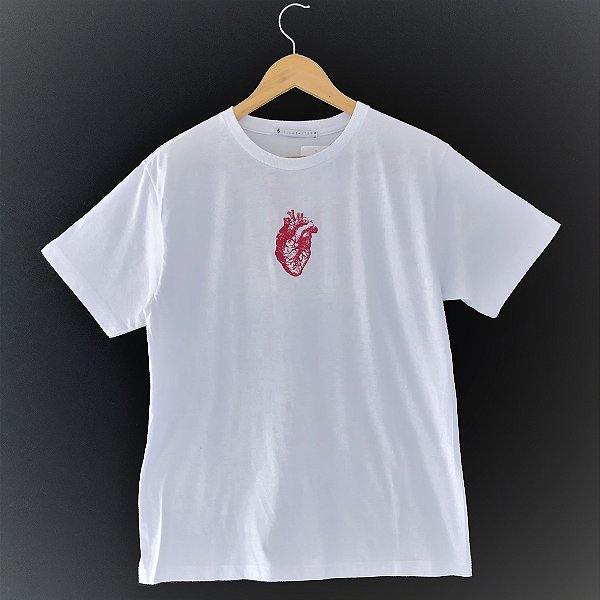 Camisa Malha Coração com Asas