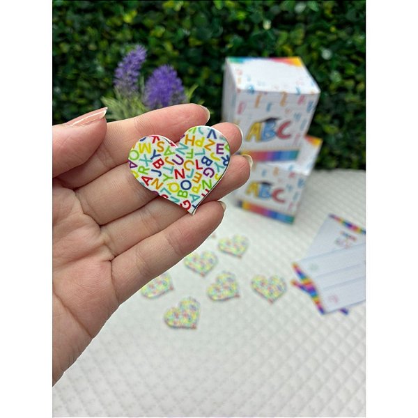 Aplique de Acrílico Escolar Coração Alfabeto - Unidade