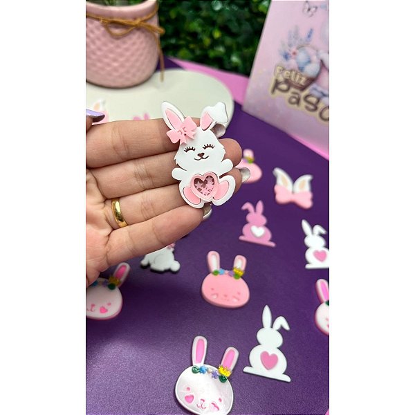 Aplique de Acrílico Coelho Branco com Coração - Unidade