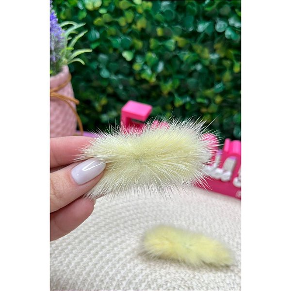 Pompom Bigode Baixo 4,5cm Amarelo Bebê - Unidade