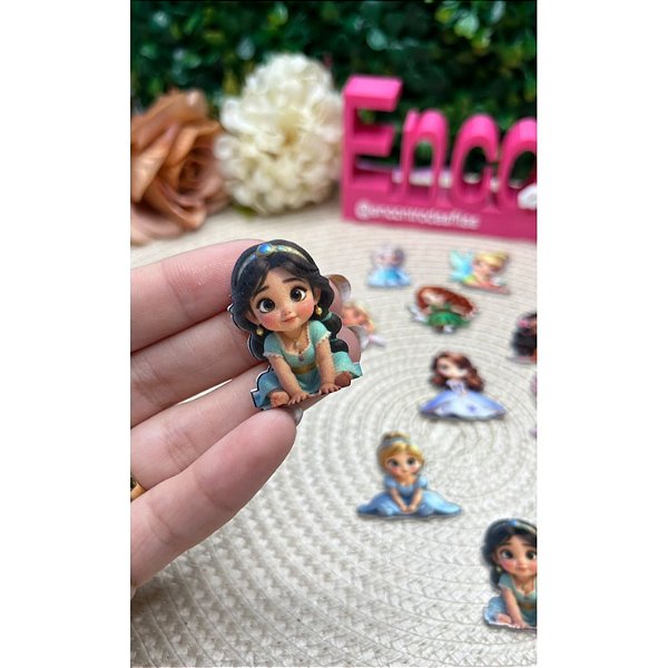 Aplique de Acrílico Sublimado Jasmine Sentada - Unidade