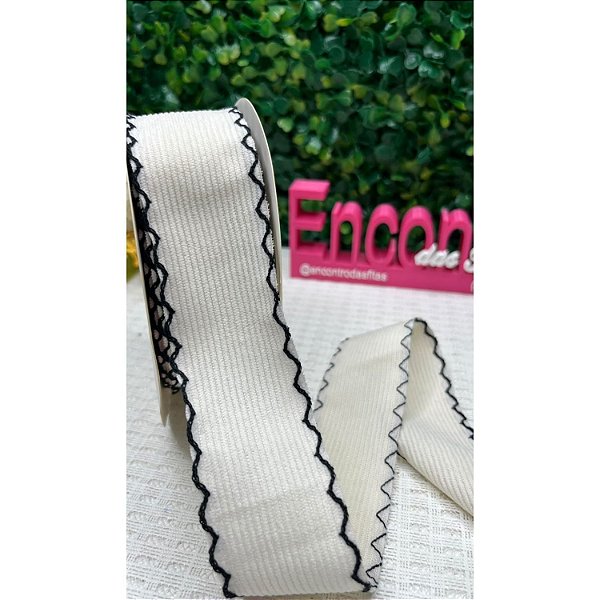 Fita Importada Veludo Cotelê Off White com Borda 38mm - Metro