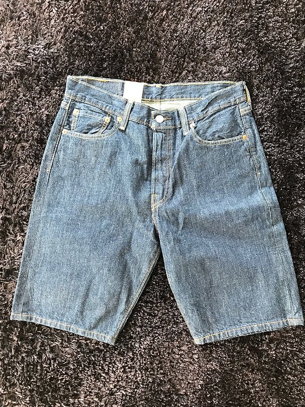 Bermuda Jeans LVS 501 - Blue Jeans - Tam 40 - ÚLTIMO DISPONÍVEL